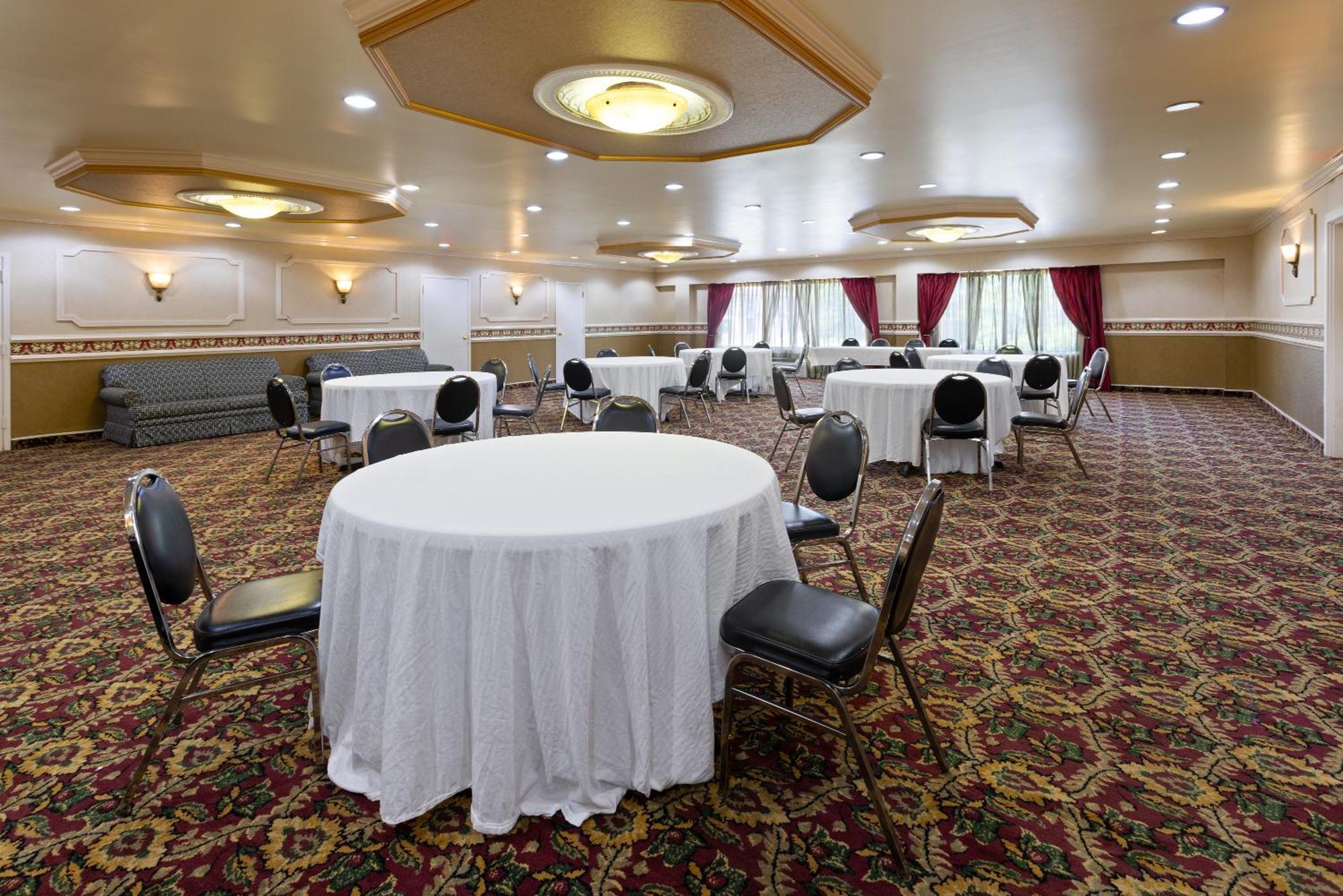Inn At Atlantic City Hotel & Banquet ギャロウェイ エクステリア 写真